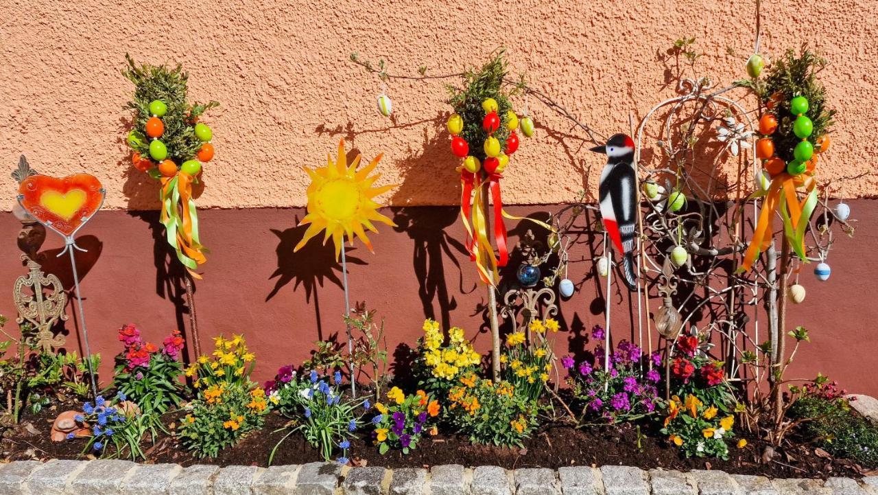 Haus Jutta Hotel Goessweinstein Bagian luar foto